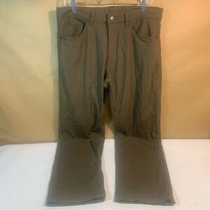 ZeroXposur Men's Olive Chinos